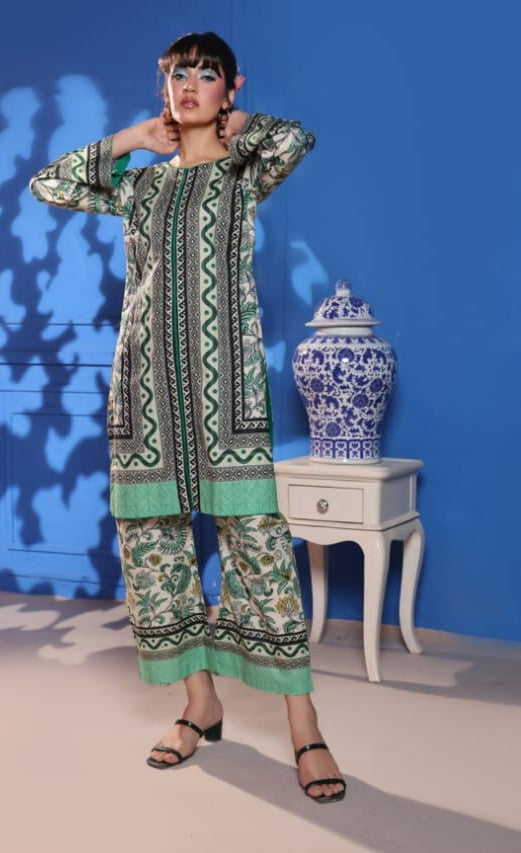 Digital Lawn 2-Piece - Green Floral Patterned