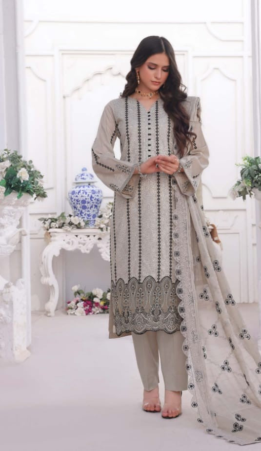 Exquisite Chikankari Lawn - Grey
